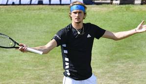 Laboriert in Halle erneut an Verletzungsproblemen: Deutschlands Tennisstar Alexander Zverev.