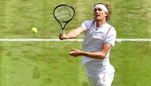 Alex Zverev kämpft in Wimbledon um den Einzug in die zweite Runde.