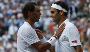 Roger Federer vs. Rafael Nadal: Zum ersten Mal seit 2008 spielen die vielleicht besten Spieler aller Zeiten auf dem heiligen Wimbledon-Rasen gegeneinander. Und das Match hält, was es verspricht. SPOX hat die Reaktionen im Netz gesammelt.
