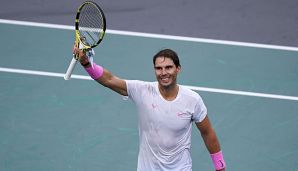 Rafael Nadal hat Novak Djokovic an der Spitze der Weltrangliste abgelöst.