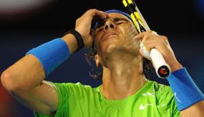 PLATZ 1: Novak Djokovic - Rafael Nadal (Finale 2012) 5:7, 6:4, 6:2, 6:7, 7:5. 5 Stunden und 53 Minuten völliger Wahnsinn! Um 1.37 Uhr Ortszeit war Nadal nach einem der besten Matches aller Zeiten geschlagen.