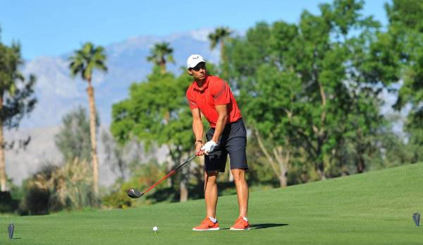 Rafael Nadal probiert sich erneut im Golfen.