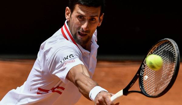Novak Djokovic hat das Halbfinale beim Master in Rom erreicht.