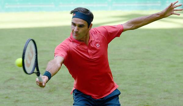 Nach 701 Tagen hat Tennis-Superstar Roger Federer in seinem deutschen "Wohnzimmer" auch ein erfolgreiches Comeback auf seinem geliebten Rasen gefeiert.