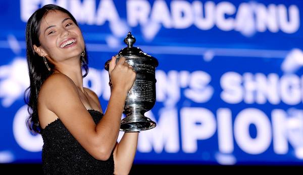 Aus dem Nichts zur neuen Tennis-Queen. Emma Raducanus sensationeller Triumph bei den US Open versetzt die Briten in Euphorie.