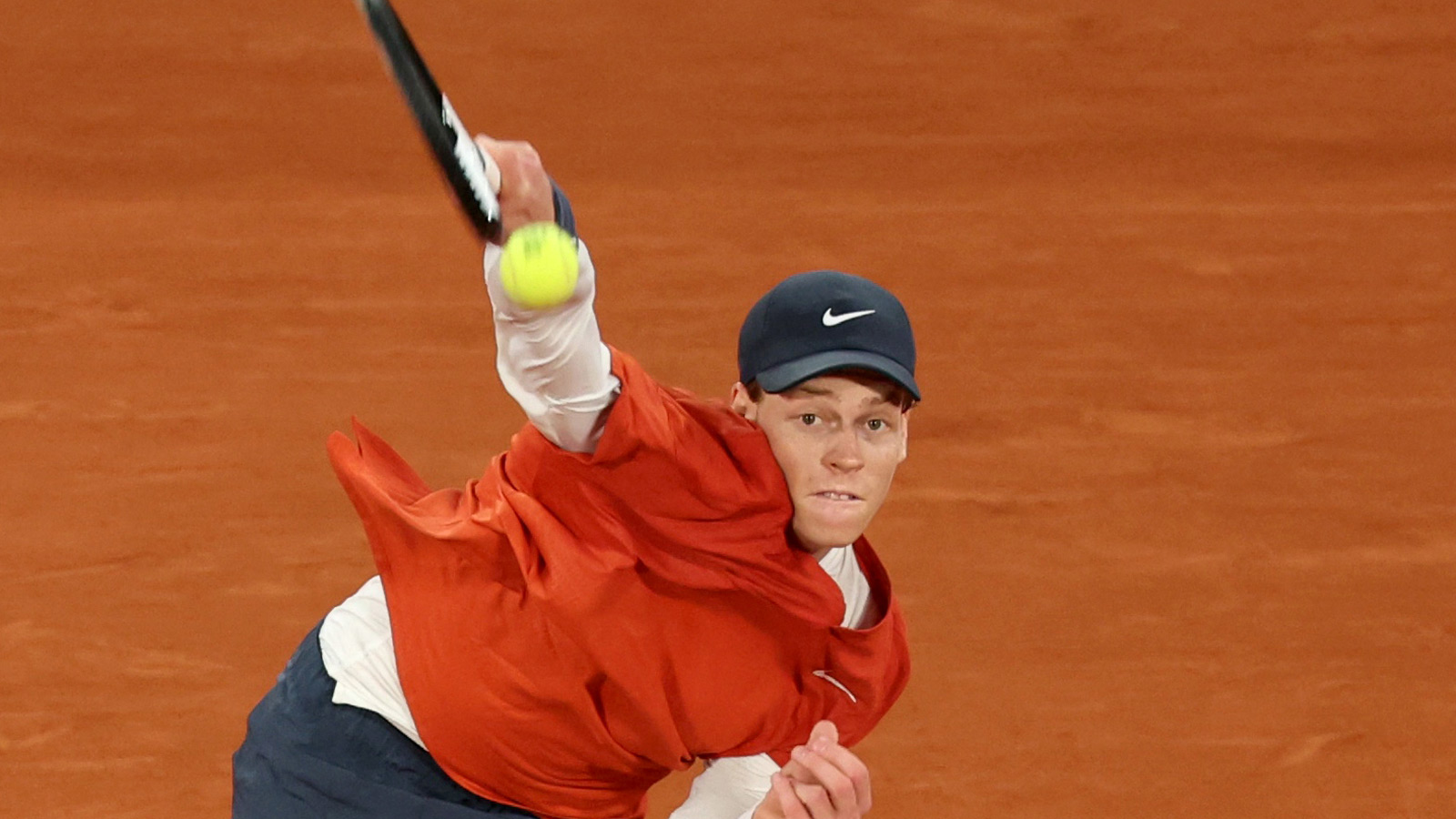French Open: Jannik Sinner is in the round of 16 and a little closer to first place