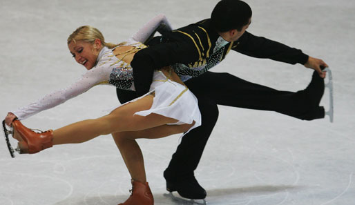 Aljona Savchenko (l.) und Robin Szolkowy dominieren bei den Deutschen Meisterschaften