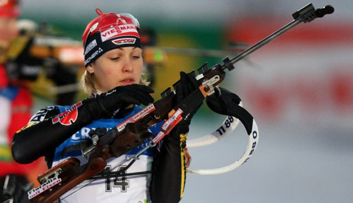 Magdalena Neuner brachte den Sieg für die deutsche Damen-Staffel ins Ziel