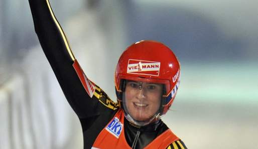 Natalie Geisenberger hat die WM in Lake Placid mit Gold im Teamwettbewerb abgeschlossen