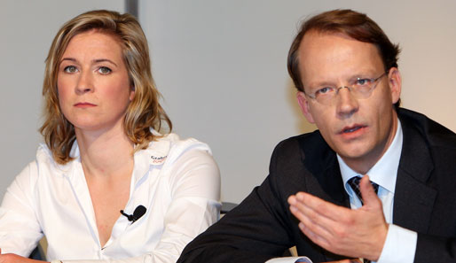 Claudia Pechstein und Anwalt Simon Bergmann eröffnen bei Schuldspruch ein neues Verfahren