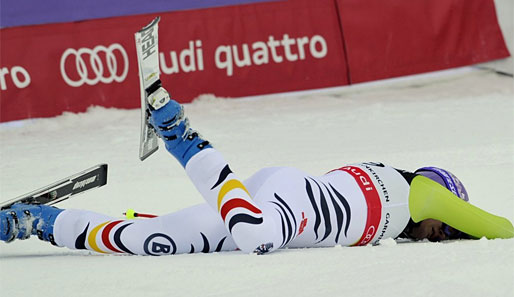 Bauchlandung nach dem Zieleinlauf: Maria Riesch bei der Ski-WM