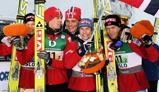 Mika Kojonkoski (M.) muss gehen - Alexander Stöckl wird Norwegens neuer Skisprung-Trainer