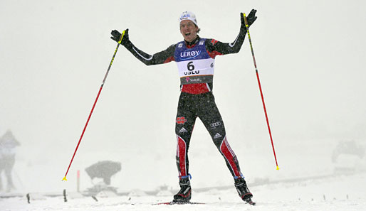 Trägt das Gelbe Trikot beim Weltcup in Lillehammer: Tino Edelmann aus Deutschland