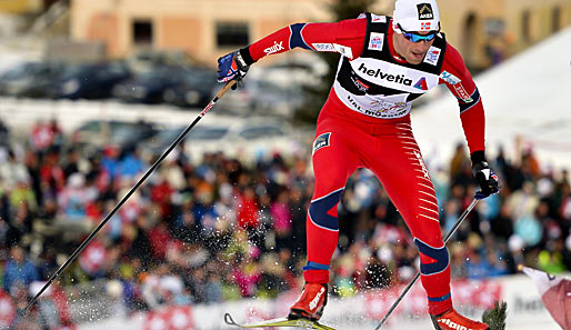 Der Norweger Petter Northung hat bei der Tour de Ski die Führung übernommen