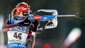 Franziska Preuß kann sich über den Sieg im City-Biathlon freuen