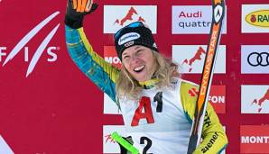 Heidi Zacher jubelt über Platz zwei im Skicross in Montafon, Österreich