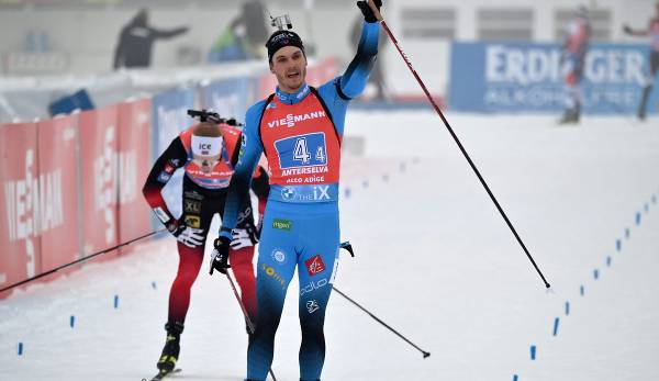 Emilien Jacquelin konnte auf der Schlussrunde den Weltcupführenden Johannes Thingnes Bö in die Schranken weisen.