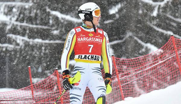 Linus Straßer fädelte in Flachau schon im ersten Slalomlauf ein.