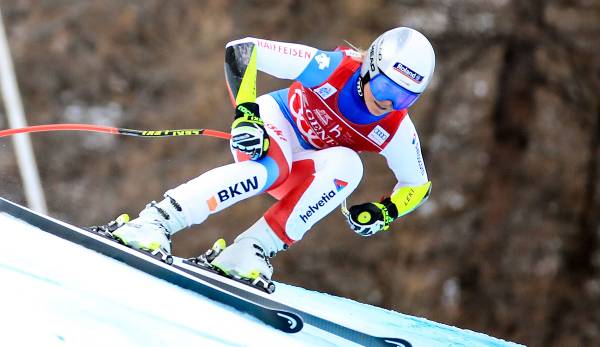 Corinne Suter ist Zweite im Super-G-Weltcup und hofft in Cortina auf eine Medaille.