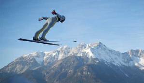 Die Skispringer heben heute in Sachsen ab.