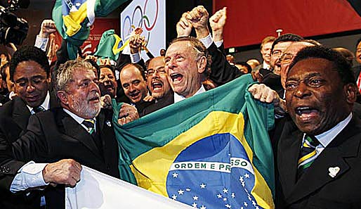 Fußball-Legende Pele (r.) trat als Olympia-Botschafter für Rio de Janeiro 2016 auf