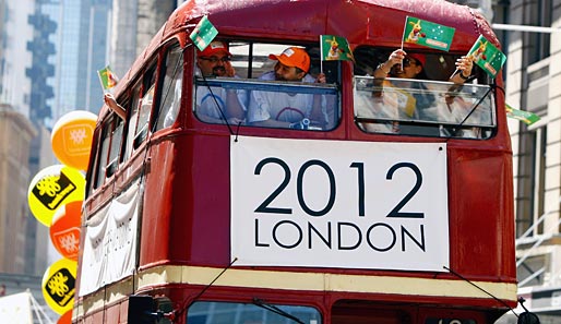 Fans freuen sich auf die Spiele 2012 in London - Veranstalter über Milliarden-Einnahmen