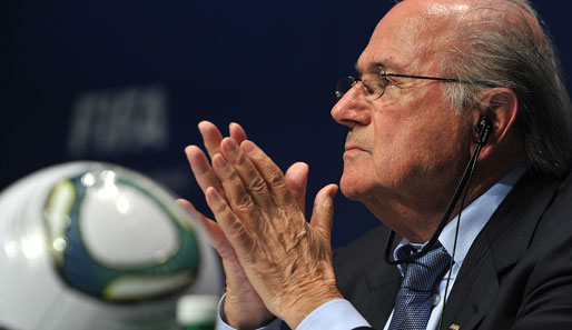 Joseph Blatter schießt gegen Uli Hoeneß