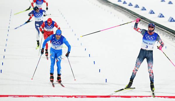 Der Norweger Johannes Hösflot Klaebo hat bei den Olympischen Spielen erneut Gold im Skilanglauf-Sprint gewonnen.
