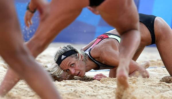 Beachvolleyball-Olympiasiegerin Laura Ludwig kämpft bei den Sommerspielen in Tokio mit ihrer neuen Partnerin Margareta Kozuch gegen das US-Duo April Ross/Alix Klineman um den Einzug ins Halbfinale.