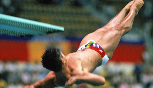 Greg Louganis schlug bei diesem Sprung in Seoul 1988 mit dem Hinterkopf aufs Sprungbrett