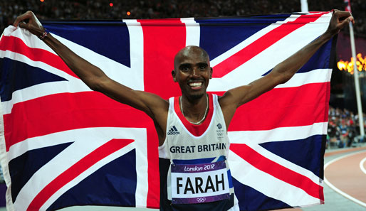 Mohamed Farah freut sich über seinen Sieg beim 10.000-Meter-Lauf