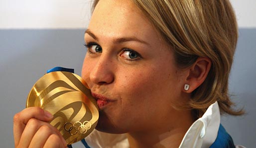 Nun ist die sechsmalige Weltmeisterin Magdalena Neuner auch Olympiasiegerin