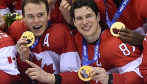Sidney Crosby (r.) gewann in Sotschi sein zweites Olympisches Gold