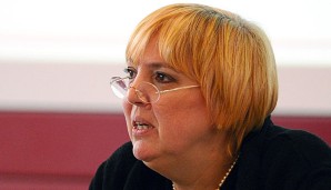 Claudia Roth fordert ein Fernbleiben der deutschen Regierungsvertreter in Sotschi