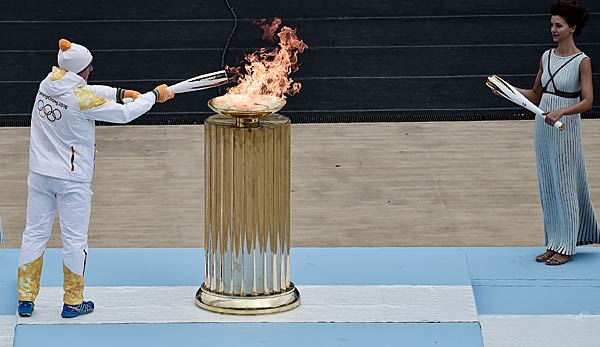 Olympische Flamme in Seoul eingetroffen
