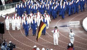 Sarajevo 1984, Monika Pflug: Mit nur 17 Jahren gewann Monika Pflug 1972 in Sapporo völlig überraschend Gold über die 1000 Meter im Eisschnellauf. 12 Jahre später durfte sie die Fahne der BRD bei den Spielen in Sarajevo tragen.