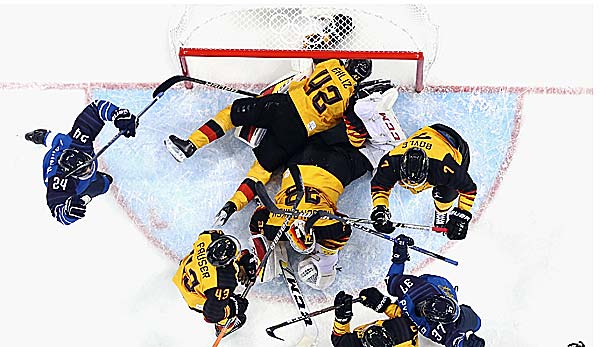 Das deutsche Eishockey-Team verlor gegen Finnland mit 2:5.