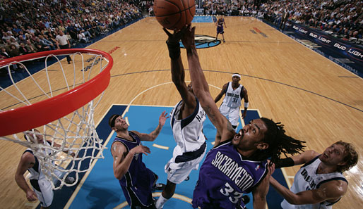 Dirk Nowitzki, Dallas Mavericks, Sacramento Kings