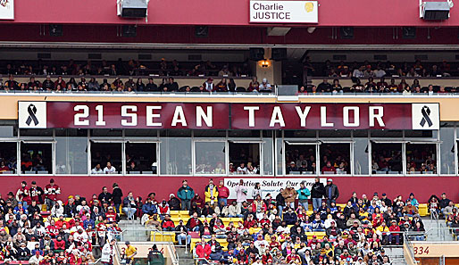 Taylor, Redskins, Banner