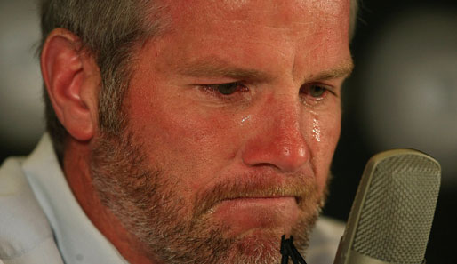 Brett Favre, Rücktritt, Green Bay Packers, NFL, Pressekonderenz, PK, Tränen