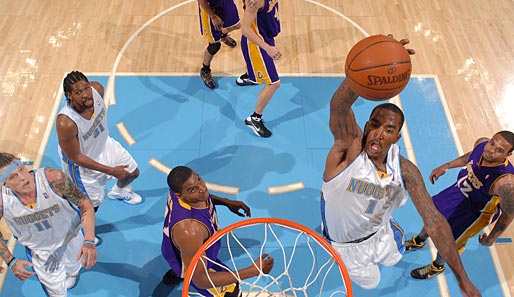 J.R. Smith, mit 24 Punkten bester Scorer der Nuggets, sprang für Carmelo Anthony in die Bresche