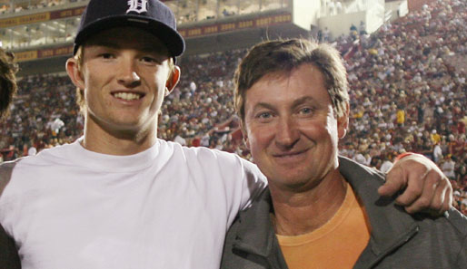 Trevor (l.) wird nicht in die Fußstapfen seines berühmten Vaters Wayne Gretzky treten