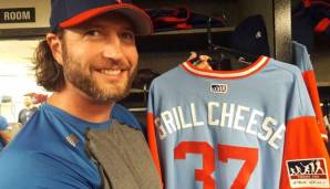 Rangers-Pitcher Jason Grilli ehrt hier übrigens nicht seinen Lieblingssnack, sondern seinen Vater, den früheren MLB-Pitcher Steve "Grilled Cheese" Grilli. Guten Appetit!