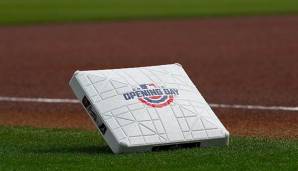 Mit eigens designten Bases stieg der Opening Day zur neuen MLB-Saison. Einige verrückte Fans warfen sich in Schale, die Franchises überlegten sich spezielle Zeremonien. Und Baseball gespielt wurde natürlich auch. SPOX zeigt die besten Bilder zum Auftakt.