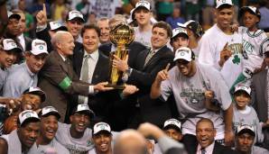 BOSTON CELTICS (NBA): 17 Titel. Die Celtics haben noch eine Larry O'Brien Trophy mehr geholt. Zuletzt naürlich 2008 - gegen die Lakers!