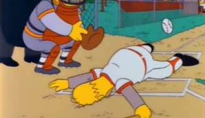 Mit geladenen Bases trat Homer Simpson an die Platte ... und wurde mit dem ersten Pitch am Kopf getroffen. Die Springfield Nuclear Power Plant Softball Ringers erzielten den entscheidenden Run und gewannen die Meisterschaft!