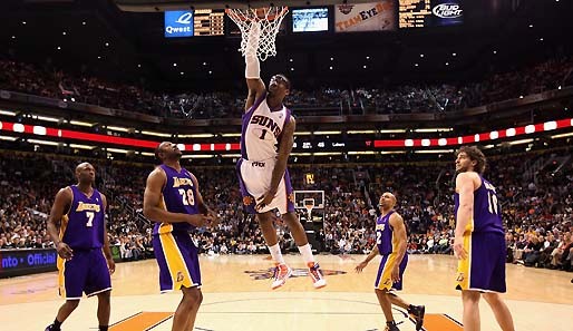 Suns-Star Amare Stoudemire dominierte gegen die Lakers die Bretter