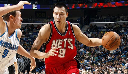 Jianlian Yi wechselte 2007 in die NBA zu den Milwaukee Bucks
