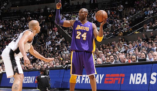 Mit einer überragenden Offensivleistung fegten Kobe Bryant und seine Lakers die Spurs vom Court