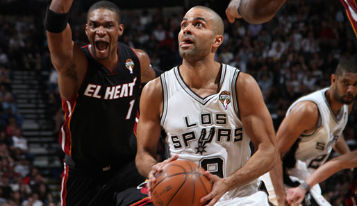 Der genesene Tony Parker (r.) und seine Spurs verpassten den Miami Heat eine deutliche Klatsche